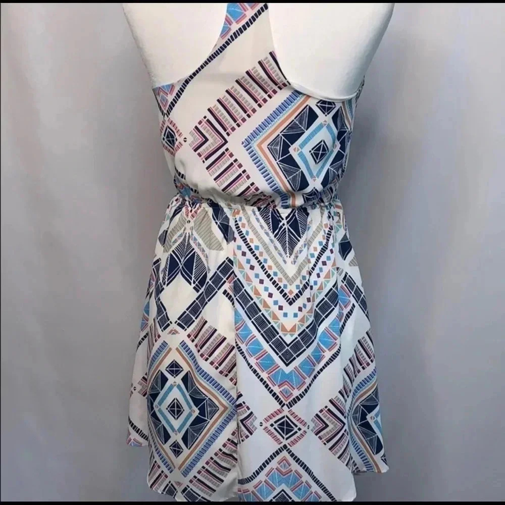 Everly Geometric Print Mini Dress Size Small - Picture 5 of 5